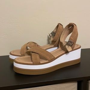 Lucky Brand Suede Leather Brown Platform Heels